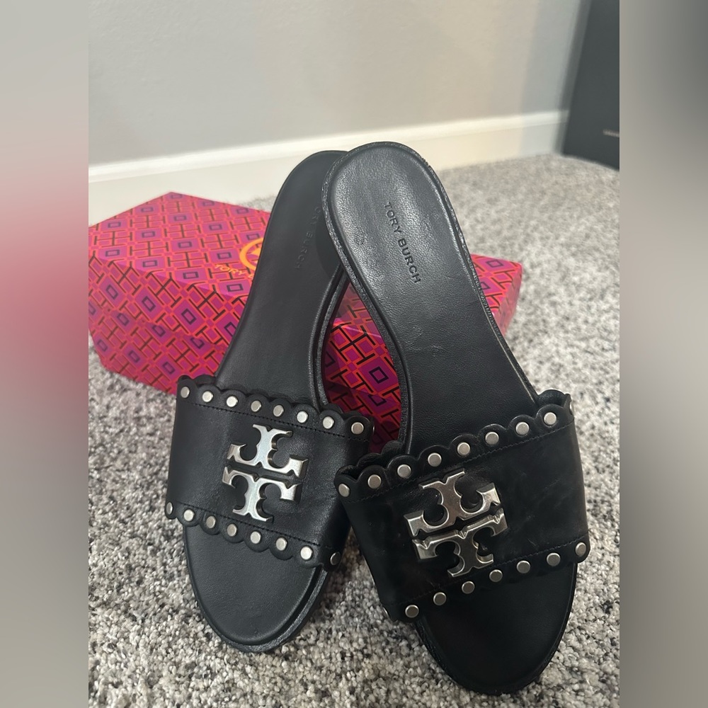 Black Tory Burch slides- size 9.5